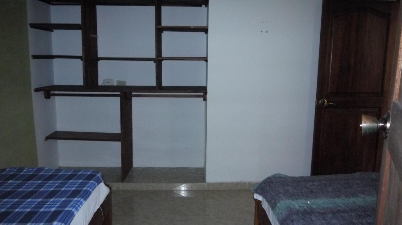 חרדין Hostal Naty Luna מראה חיצוני תמונה