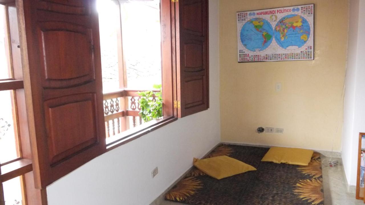 חרדין Hostal Naty Luna מראה חיצוני תמונה